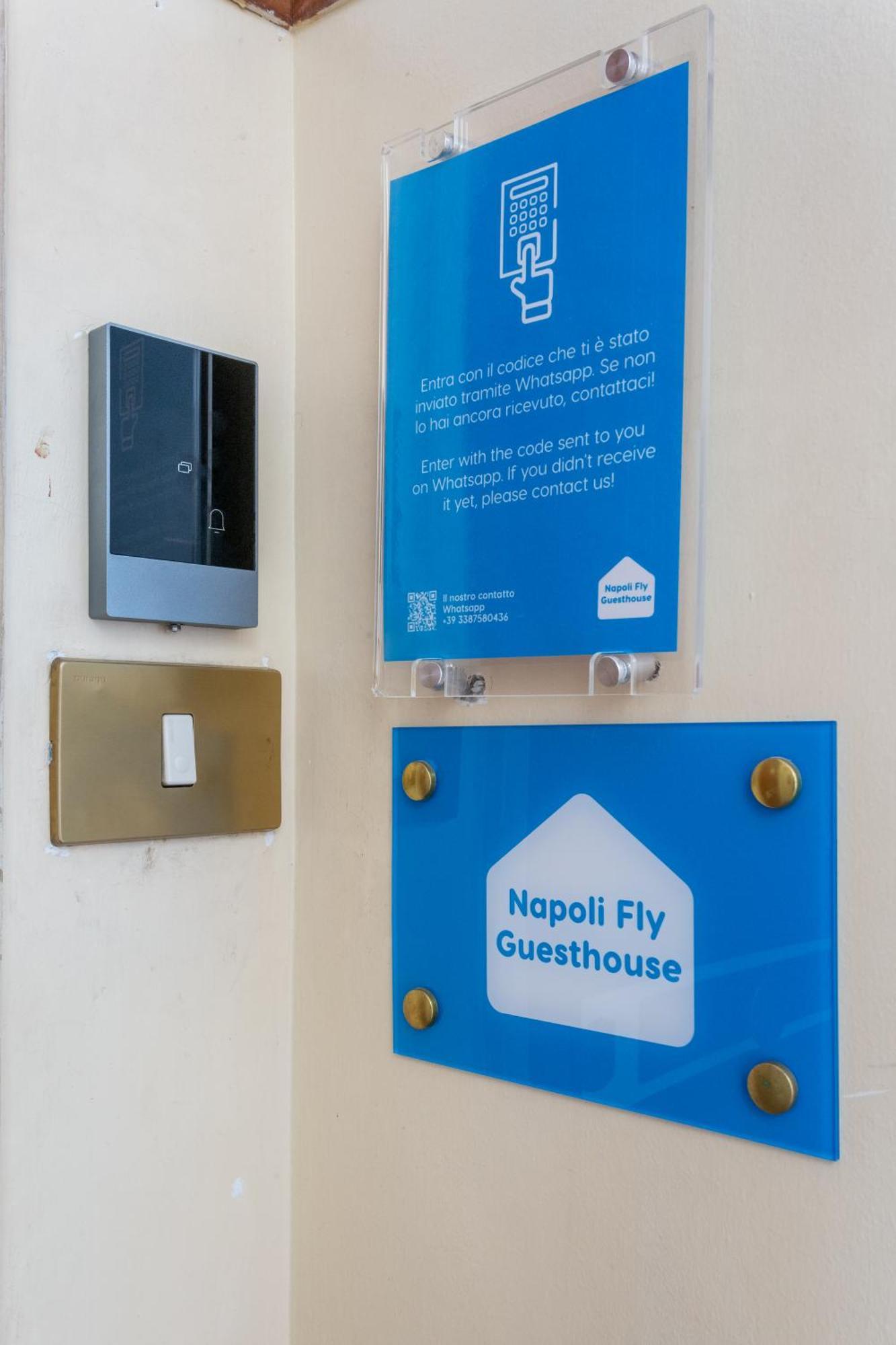 Napoli Fly Guest House 290 Eksteriør billede
