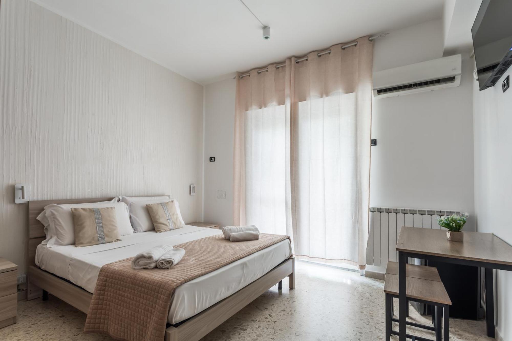 Napoli Fly Guest House 290 Eksteriør billede