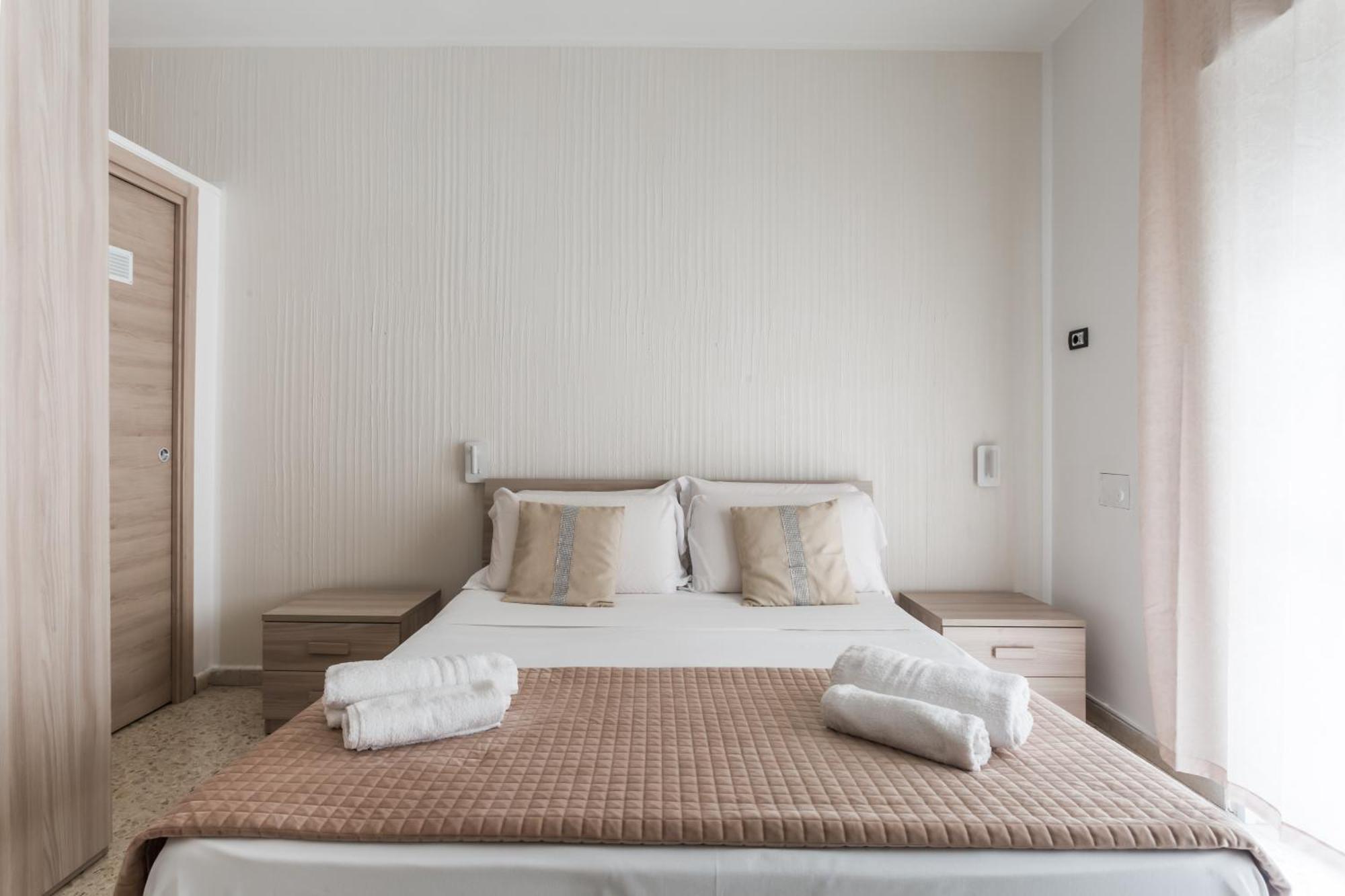 Napoli Fly Guest House 290 Eksteriør billede