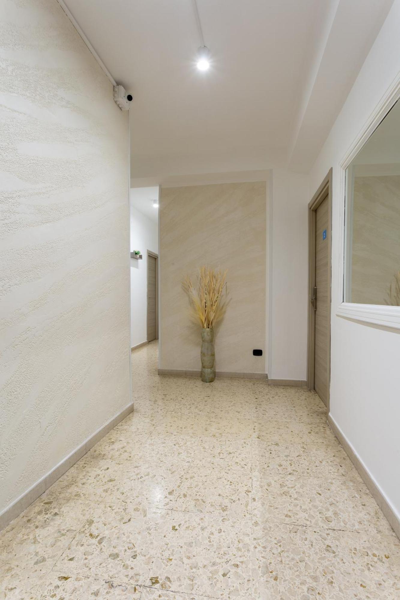 Napoli Fly Guest House 290 Eksteriør billede